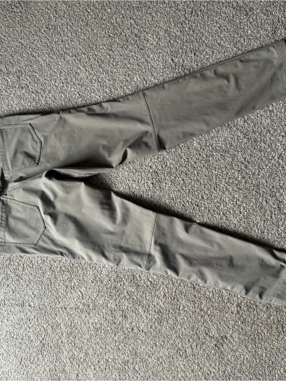 lululemon athletica Men's Slim Chinos - Olive Gray